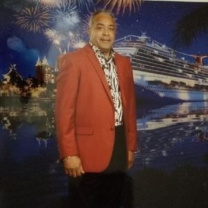 Meet your Posher, Gregory